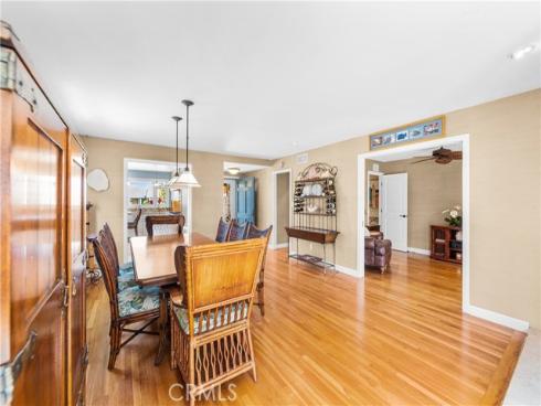 800 Driftwood Avenue, Seal Beach, CA