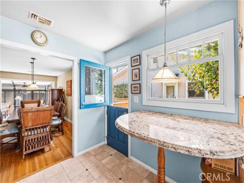 800 Driftwood Avenue, Seal Beach, CA