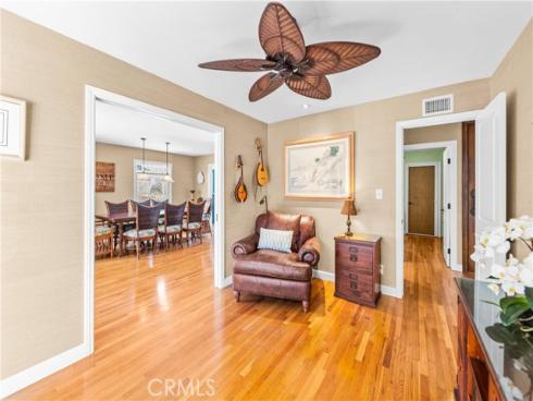 800 Driftwood Avenue, Seal Beach, CA