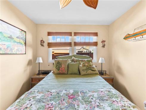 800 Driftwood Avenue, Seal Beach, CA