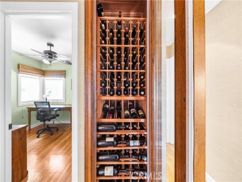 800 Driftwood Avenue, Seal Beach, CA