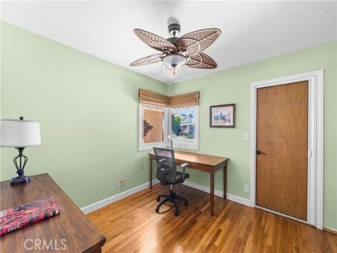 800 Driftwood Avenue, Seal Beach, CA