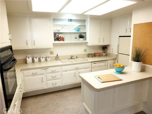13381 Del Monte Drive M14-28F , Seal Beach, CA