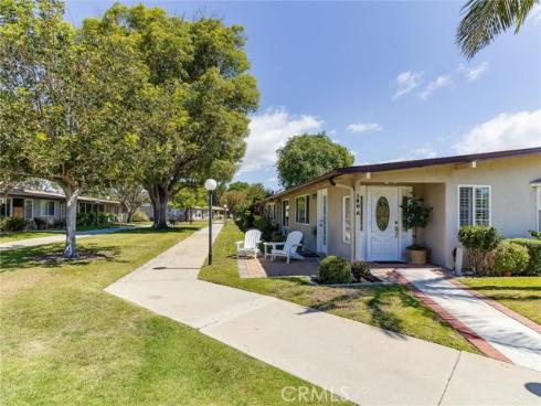 13361 N Fairfield 180-A Lane, Seal Beach, CA