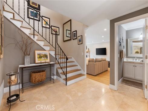 4325 Hazelnut , Seal Beach, CA