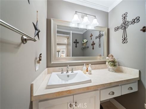 4325 Hazelnut , Seal Beach, CA