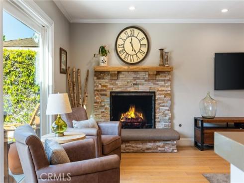 4325 Hazelnut , Seal Beach, CA