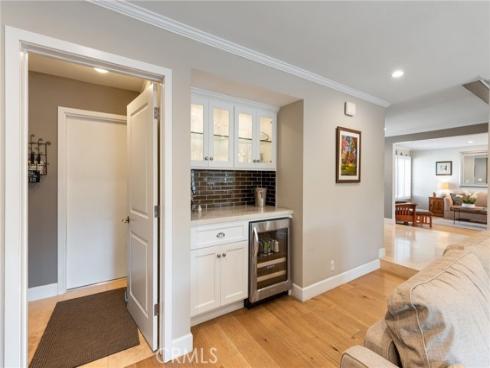 4325 Hazelnut , Seal Beach, CA