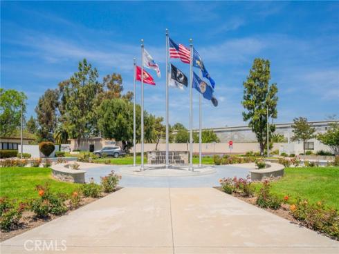 1681 Tam O Shanter M12 10H Road, Seal Beach, CA