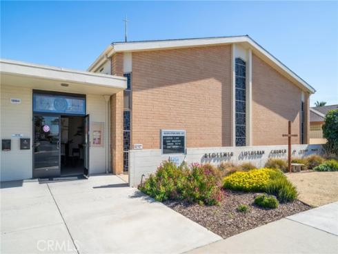 1681 Tam O Shanter M12 10H Road, Seal Beach, CA