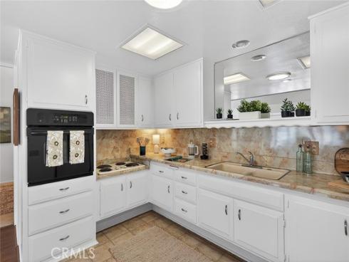 13581 Medinac Lane M5 71d , Seal Beach, CA
