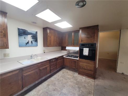 13561 Medinac M5-70e Lane, Seal Beach, CA