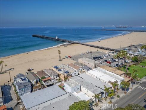 1003  Seal  , Seal Beach, CA