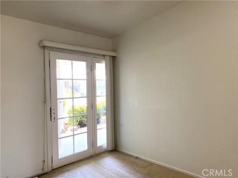 1681 Monterey Rd., M2-15d , Seal Beach, CA