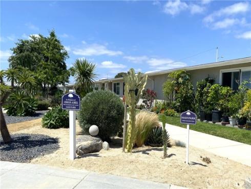 1681  Monterey Rd., M2-15d  , Seal Beach, CA