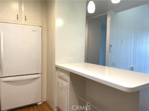 1681 Monterey Rd., M2-15d , Seal Beach, CA