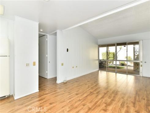 13741 Annandale 18J DriveM-1, Seal Beach, CA