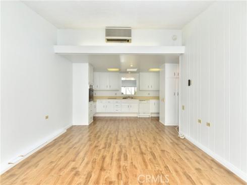 13741 Annandale 18J DriveM-1, Seal Beach, CA