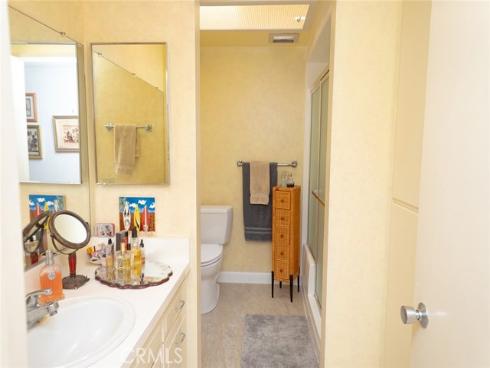 1900  Mckinney Way #22f (m15)  , Seal Beach, CA
