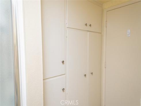 1900  Mckinney Way #22f (m15)  , Seal Beach, CA