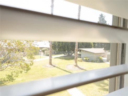 1900  Mckinney Way #22f (m15)  , Seal Beach, CA