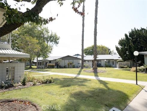 1900  Mckinney Way #22f (m15)  , Seal Beach, CA