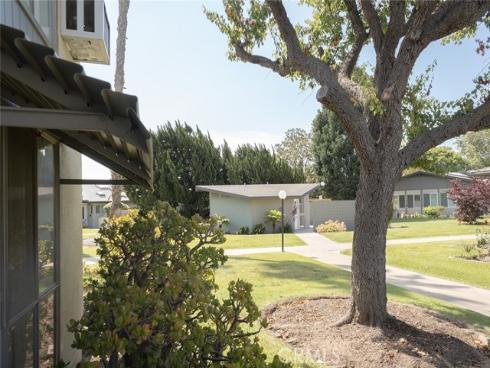 1900  Mckinney Way #22f (m15)  , Seal Beach, CA