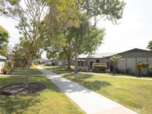 1900  Mckinney Way #22f (m15)  , Seal Beach, CA