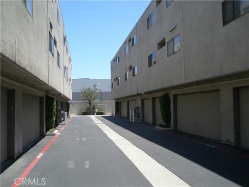12592  Montecito  9  Road, Seal Beach, CA