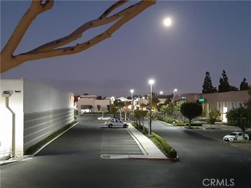 12592  Montecito  9  Road, Seal Beach, CA