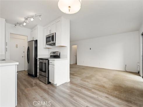 12200 Montecito D301 Road, Seal Beach, CA