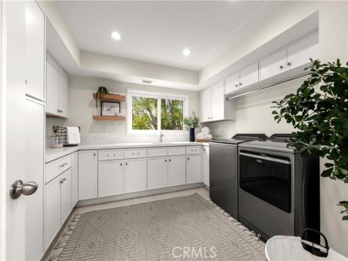 640 Island View , Seal Beach, CA