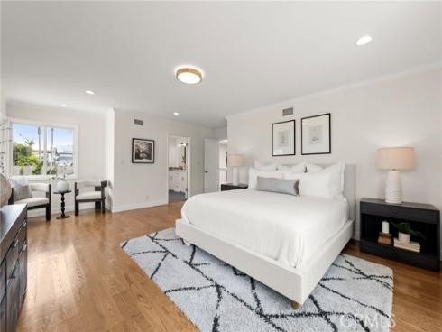 640 Island View , Seal Beach, CA