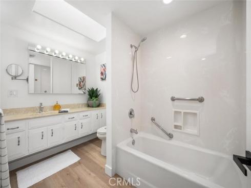 13721 Alderwood 28F LaneM-3, Seal Beach, CA