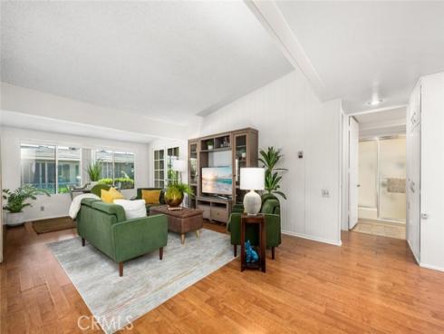 13451 Danbury 133E LaneM6, Seal Beach, CA
