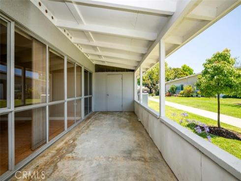 1562 Golden Rain 44D M2 Road, Seal Beach, CA