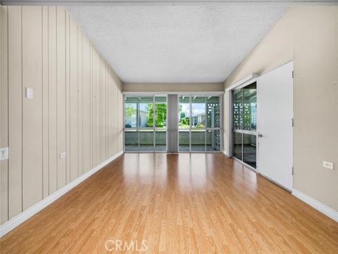 1562 Golden Rain 44D M2 Road, Seal Beach, CA