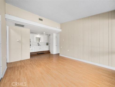 1562 Golden Rain 44D M2 Road, Seal Beach, CA