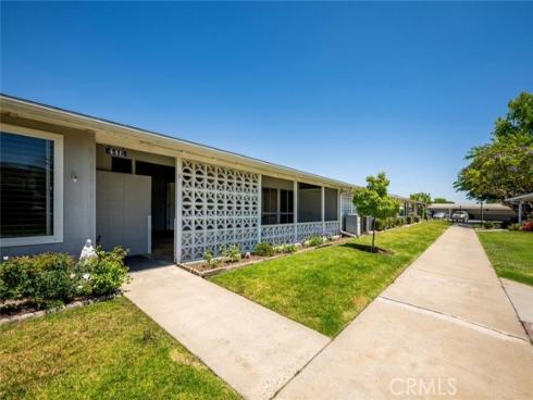 1562 Golden Rain 44D M2 Road, Seal Beach, CA
