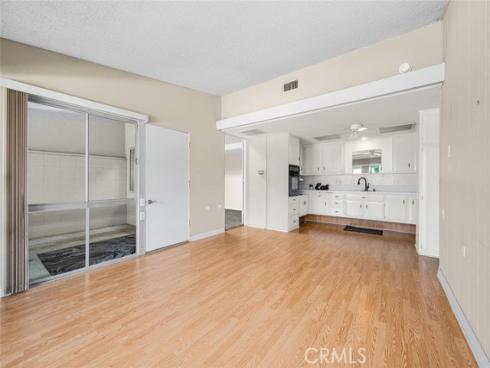 1562 Golden Rain 44D M2 Road, Seal Beach, CA