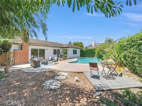 112 Stanford Lane, Seal Beach, CA