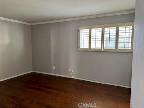 12476  Montecito  5  Road, Seal Beach, CA