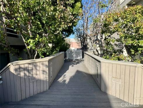 12476  Montecito  5  Road, Seal Beach, CA