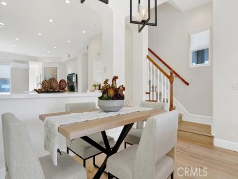 209 6th , Seal Beach, CA