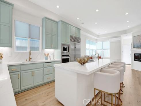 209 6th , Seal Beach, CA