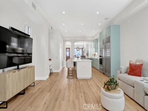 209 6th , Seal Beach, CA