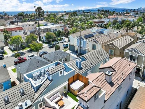 209 6th , Seal Beach, CA