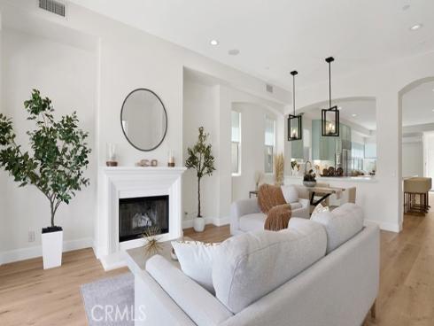 209 6th , Seal Beach, CA