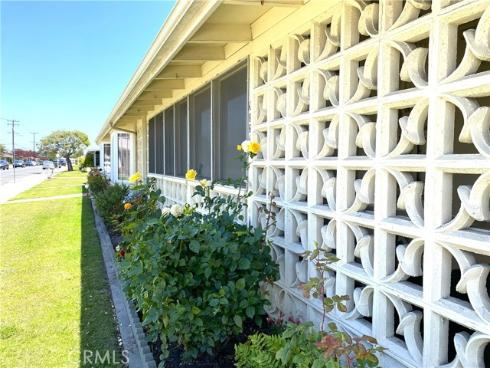 1560 Interlachen Rd., M12-66k , Seal Beach, CA