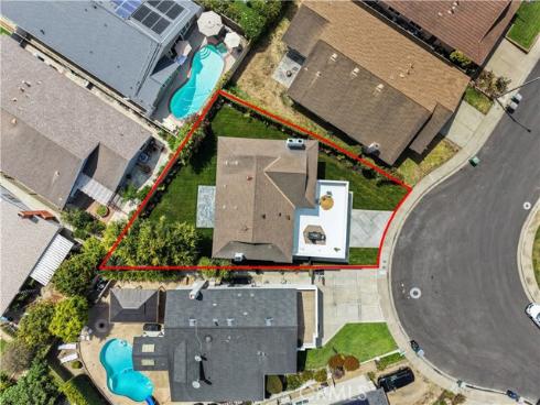 3690 Marigold , Seal Beach, CA